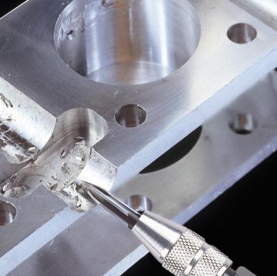 NOGA Universal skraber SC8000 med vendbar triangulær klinge